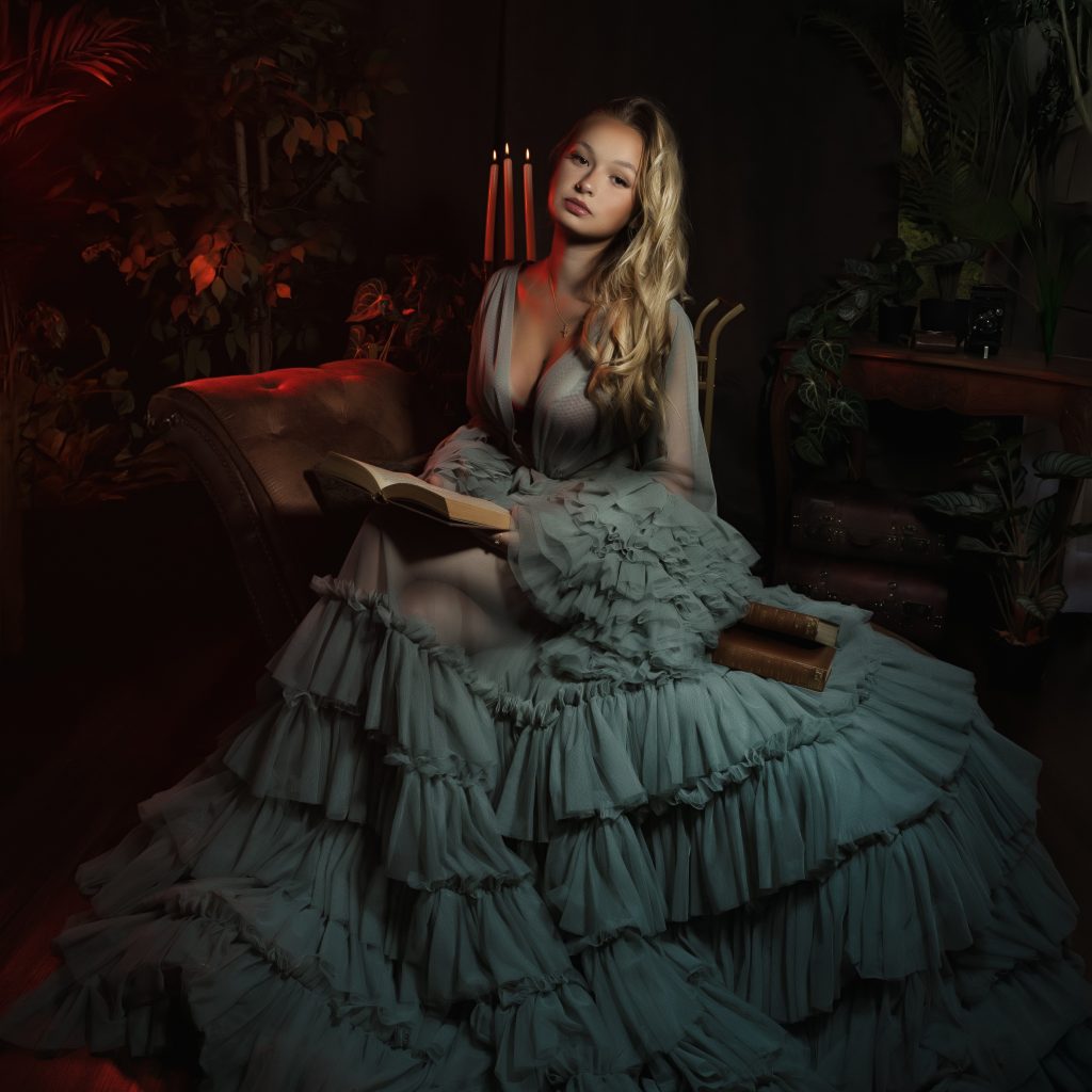 formation pour photographes professionnels le portrait clair obscur animé par Sarah CASADO à l'Atelier de charles.